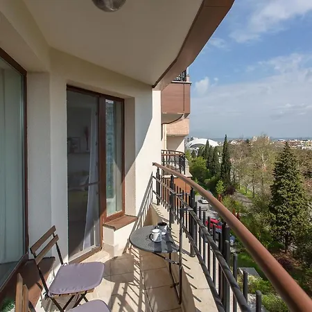 Brand New One Bedroom Zenit 6 *
