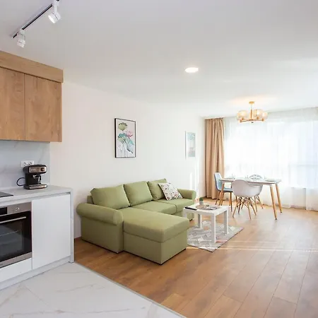 Brand New One Bedroom Zenit 6 *